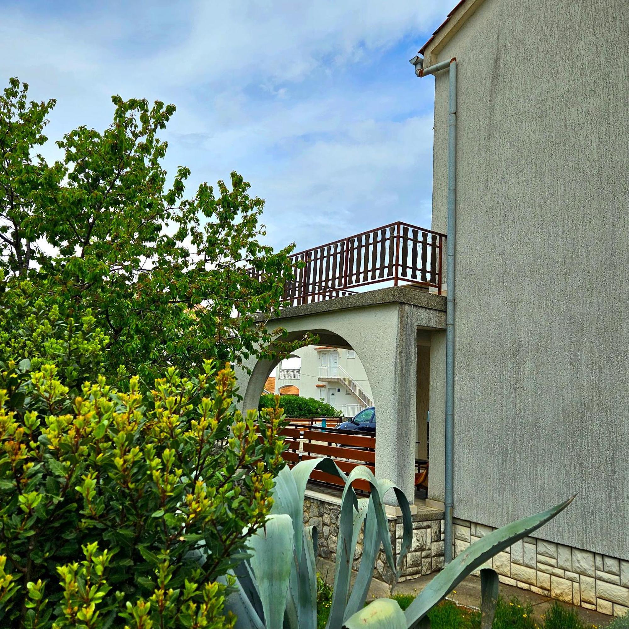 Apartman Agava Njivice Exterior foto